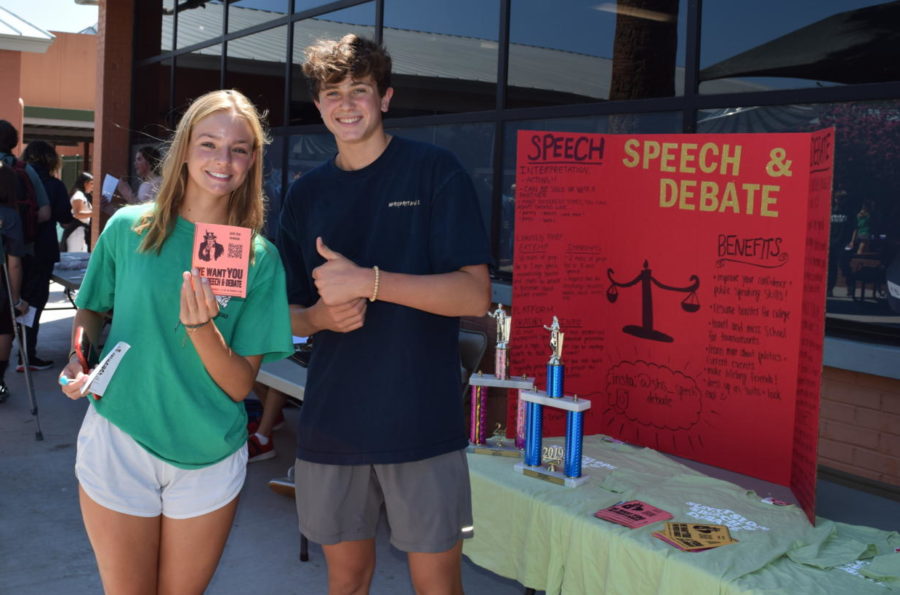 Speech and Debate Undefeated at Club Rush