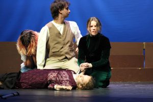 Theater Prepares for Dracula Debut